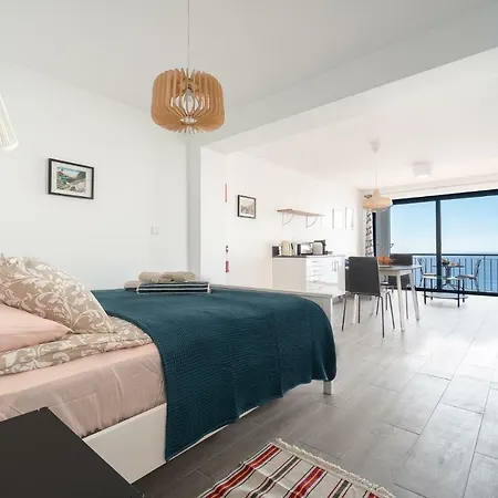 Seasky Arco Guest House Arco da Calheta  Exterior photo